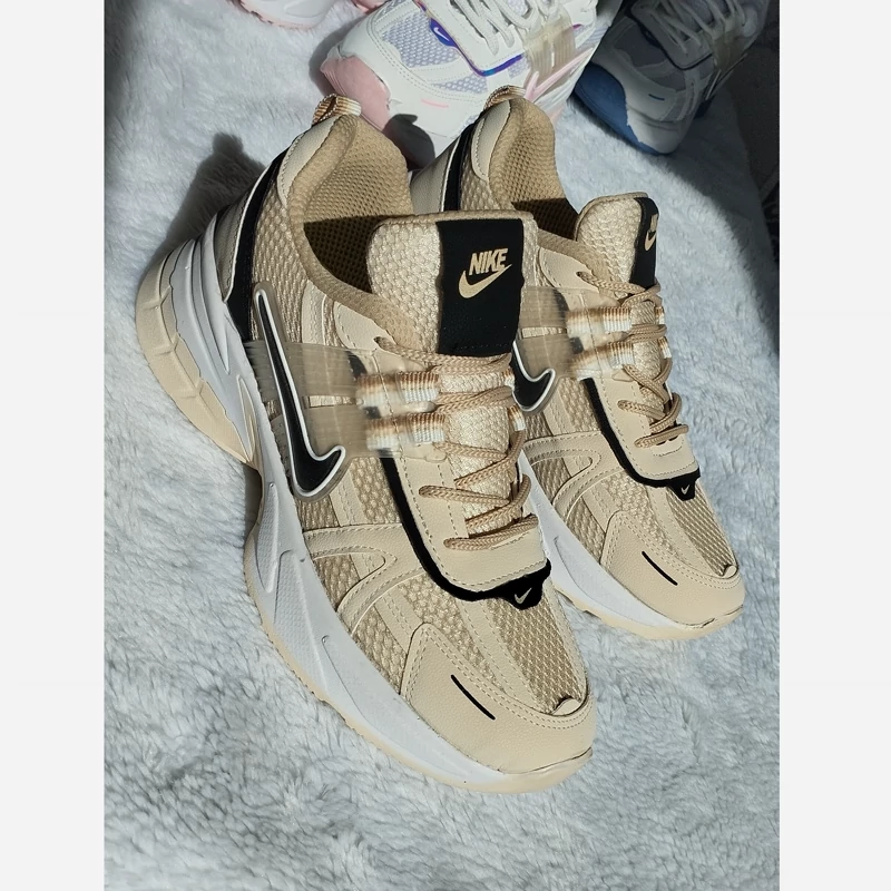 کفش نایک وی تو کیv2k کپی